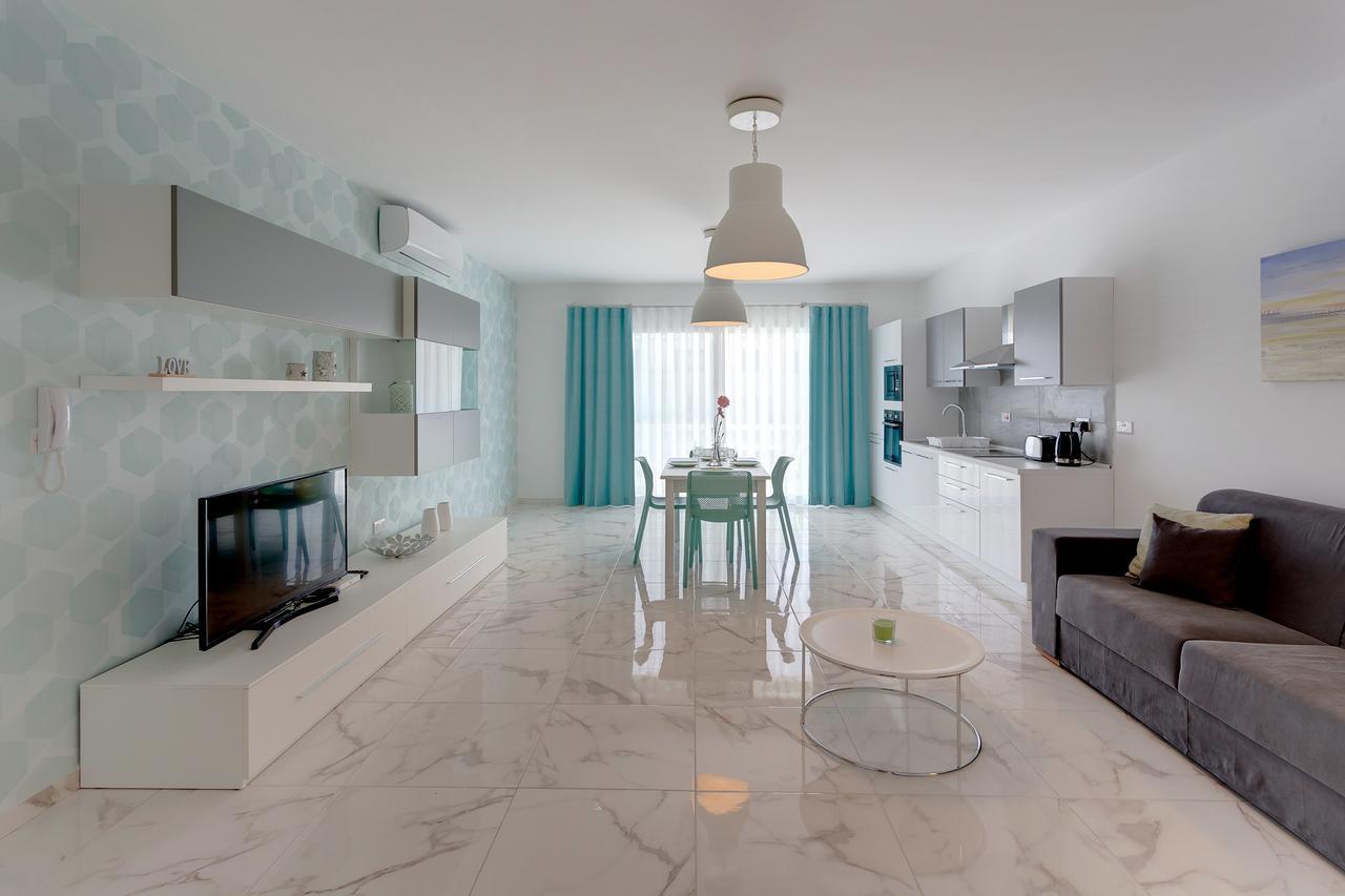 Marvelous 2 Bedroom Apartment By The Sea Qawra Εξωτερικό φωτογραφία