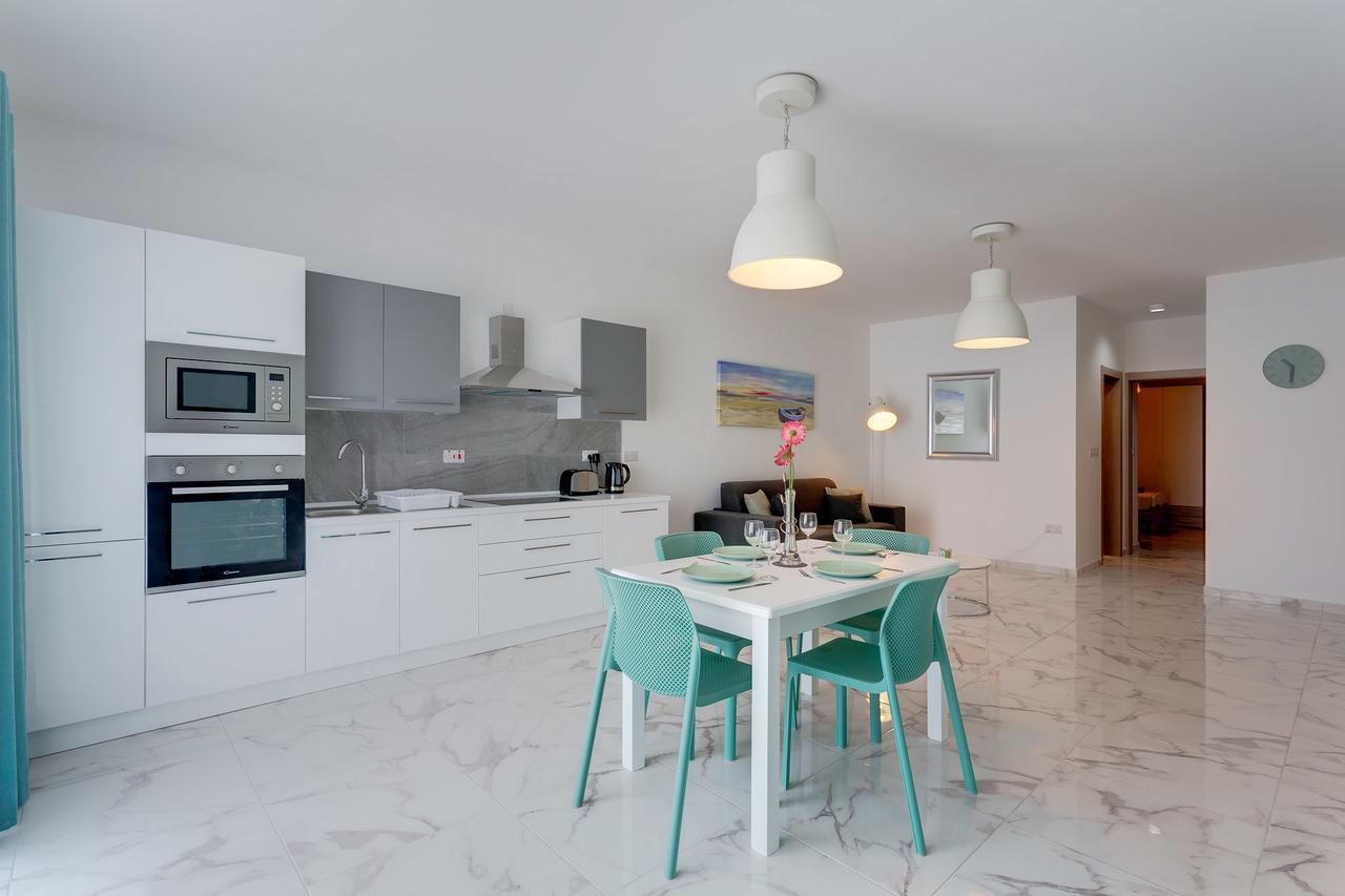 Marvelous 2 Bedroom Apartment By The Sea Qawra Εξωτερικό φωτογραφία